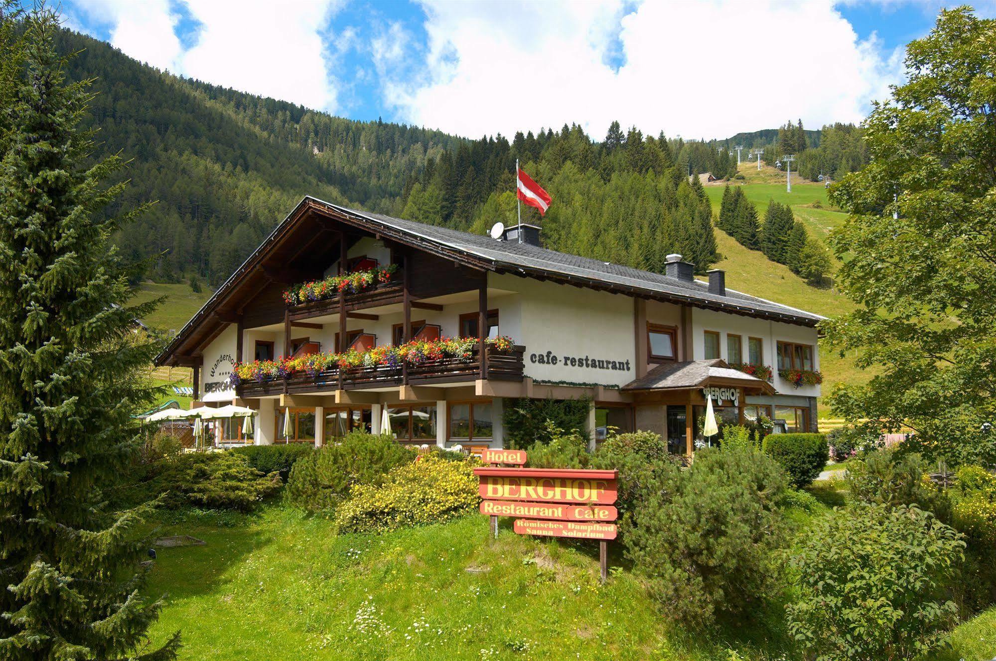Schi- Und Wanderhotel Berghof Bad Kleinkirchheim Buitenkant foto